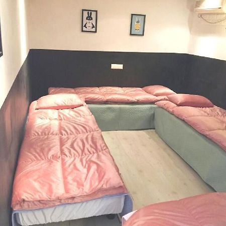 Oppa Hostel Сеул Экстерьер фото
