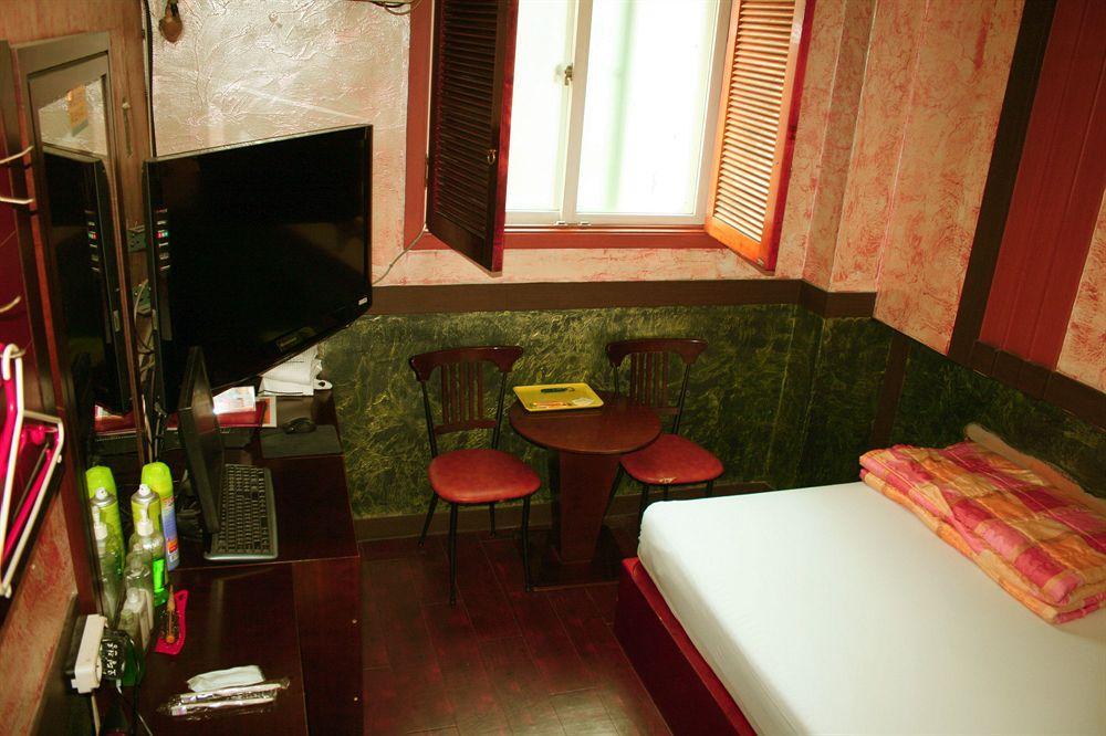 Oppa Hostel Сеул Экстерьер фото