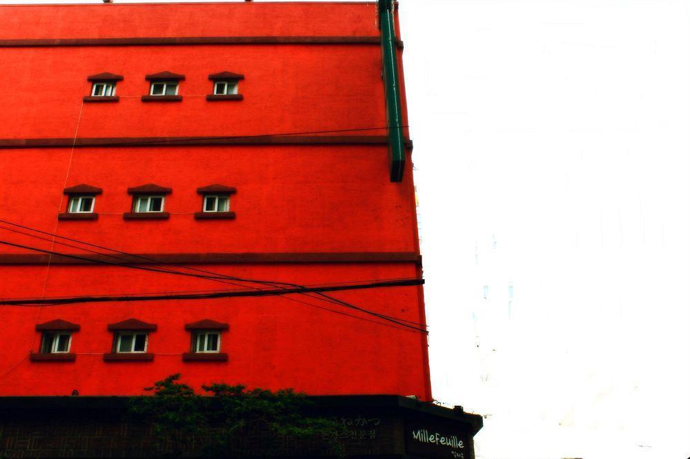 Oppa Hostel Сеул Экстерьер фото