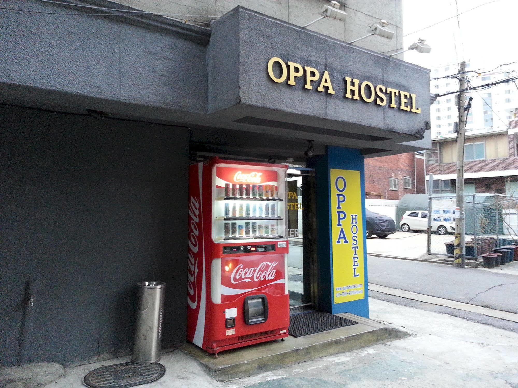 Oppa Hostel Сеул Экстерьер фото