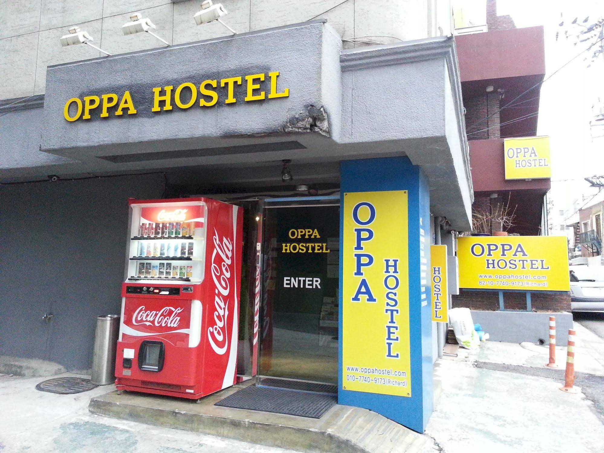 Oppa Hostel Сеул Экстерьер фото