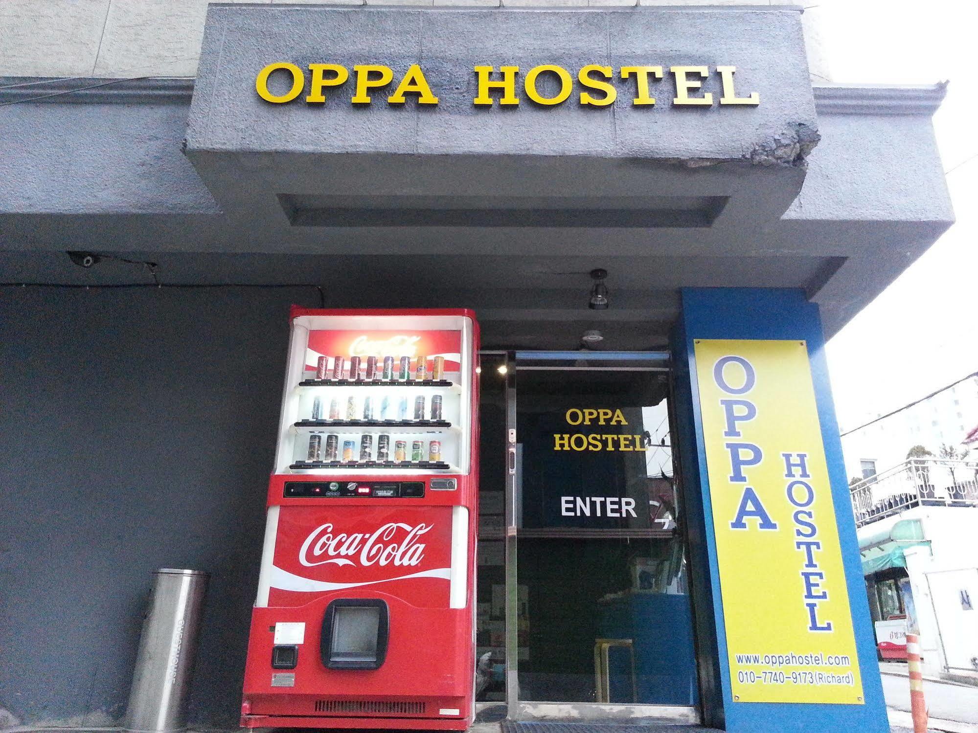 Oppa Hostel Сеул Экстерьер фото