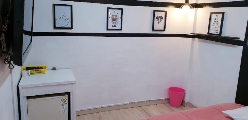 Oppa Hostel Сеул Экстерьер фото